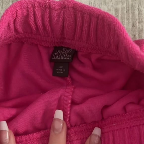 never worn - Picture 3 of 3